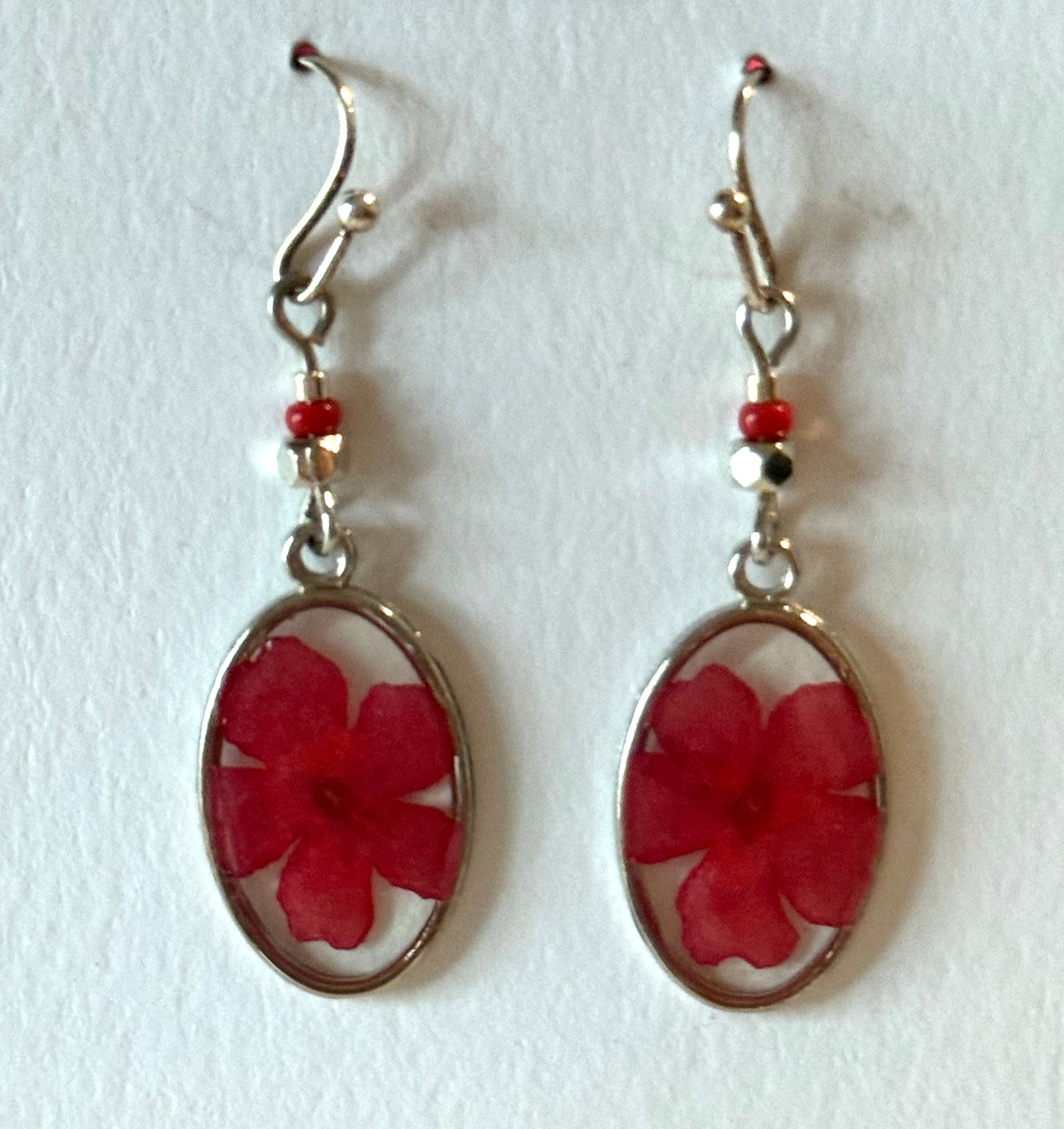 Fuchsia resin earrings
