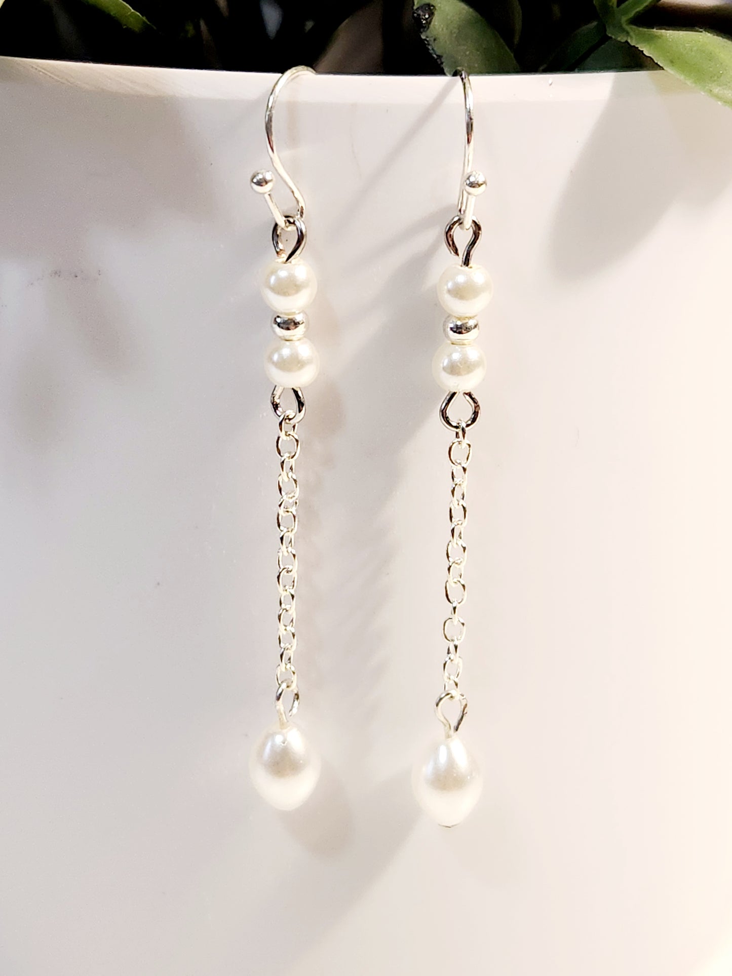 Pearl chain earrings