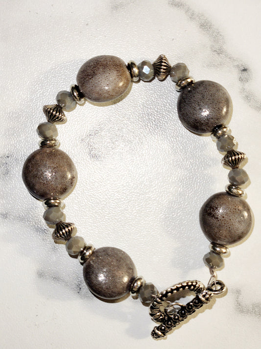 Gray stone braclet
